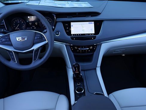 New 2026 Cadillac XT5 Premium Luxury image 14
