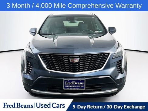 Used 2020 Cadillac XT4 Premium Luxury image 2