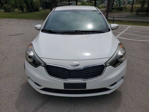 Used 2014 Kia Forte LX FWD image 9