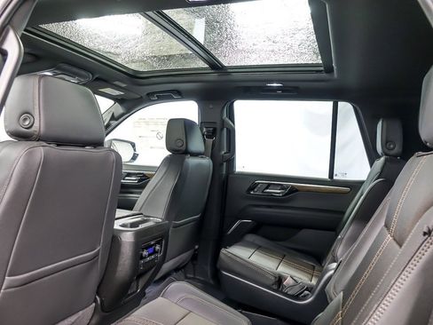 New 2025 Chevrolet Tahoe High Country image 12