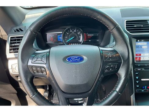 Used 2017 Ford Explorer Sport w/ Equipment Group 401A AWD/4WD image 37