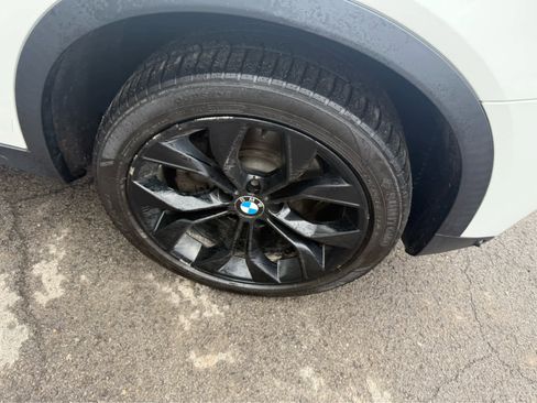 Used 2017 BMW X3 xDrive28i image 4