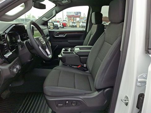 New 2026 GMC Sierra 1500 Elevation image 10