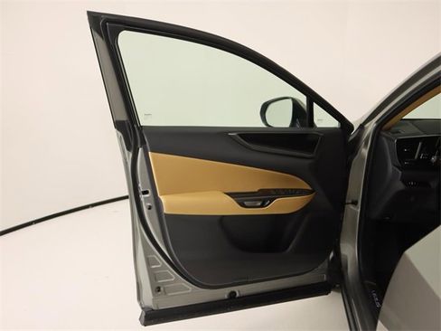New 2026 Lexus NX 350 AWD image 10