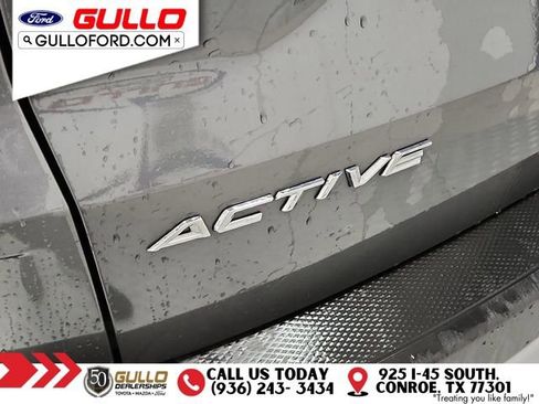 Used 2025 Ford Escape Active image 30