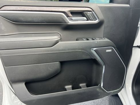 Used 2024 Chevrolet Silverado 1500 LTZ w/ LTZ Premium Package image 14