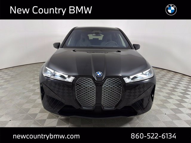 Used 2023 BMW iX xDrive50 w/ Sport Package AWD/4WD image 2