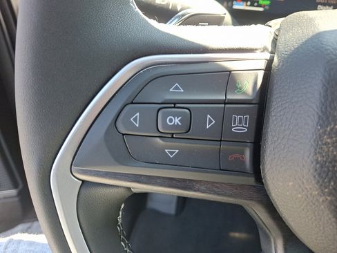 Used 2024 Jeep Grand Cherokee Limited 4xe image 22