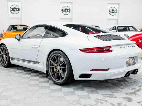 Used 2018 Porsche 911 Carrera T RWD image 12