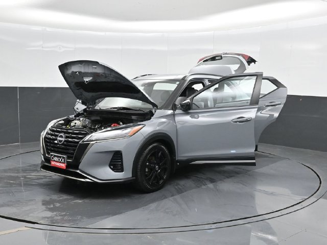 Used 2024 Nissan Kicks SR w/ SR Premium Package FWD image 59