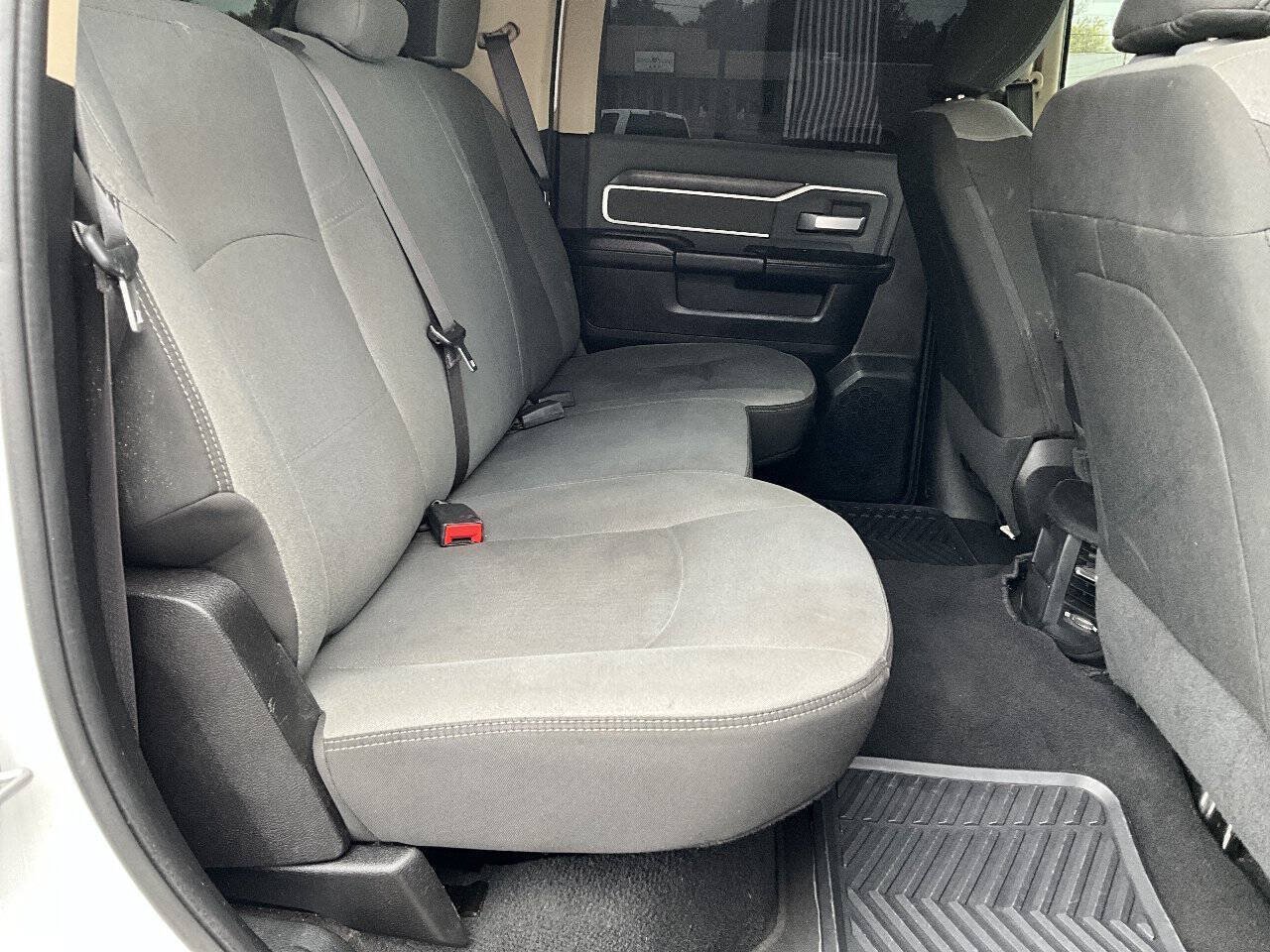 Used 2020 RAM 2500 Big Horn AWD/4WD image 38