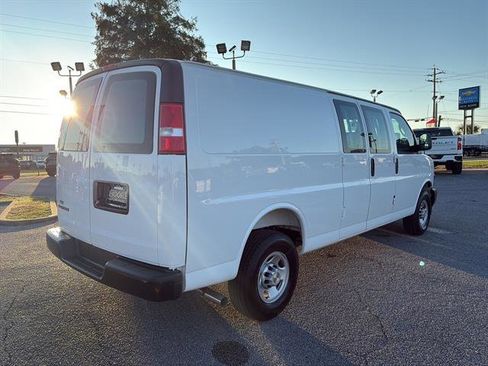 New 2025 Chevrolet Express 3500 Extended w/ Driver Convenience Package image 7