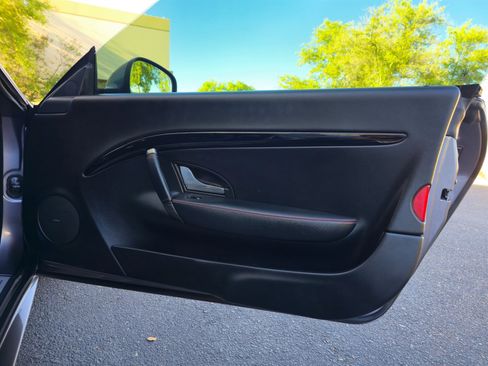 Used 2016 Maserati GranTurismo Sport RWD image 20