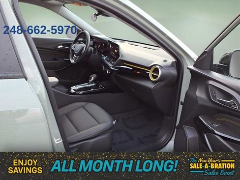 Used 2024 Chevrolet Trax ACTIV w/ Driver Confidence Package image 9