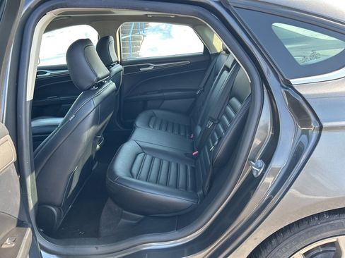 Used 2020 Ford Fusion SEL image 10