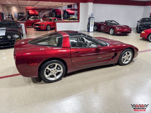 Used 2003 Chevrolet Corvette 50th Anniversary Edition w/ Preferred Equipment Group RWD image 50