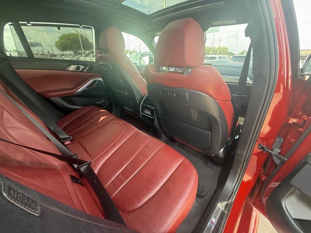 Used 2022 BMW X6 xDrive40i w/ Executive Package AWD/4WD image 17