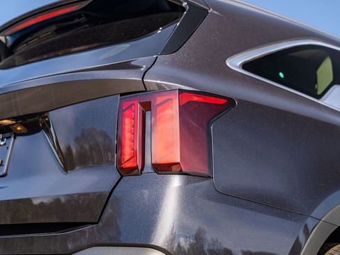 New 2026 Kia Sorento S image 12