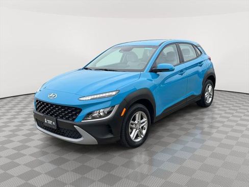 Used 2023 Hyundai Kona SE w/ Cargo Package image 3