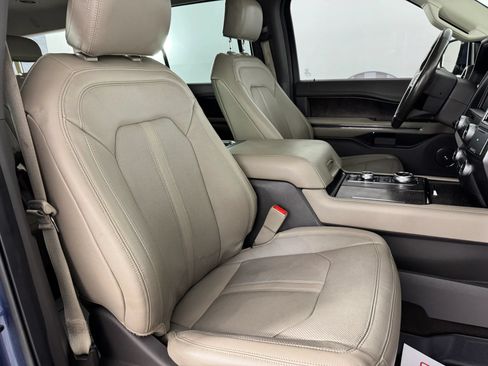 Used 2019 Ford Expedition Max Limited w/ Equipment Group 301A AWD/4WD image 38