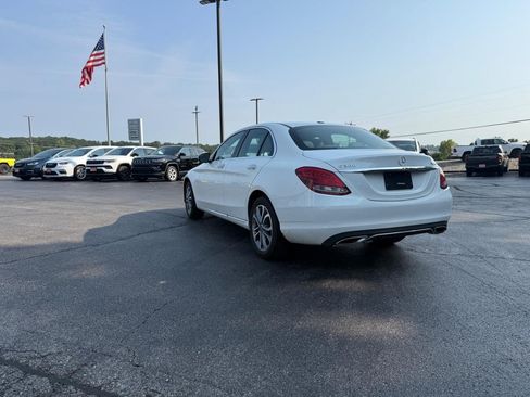 Used 2018 Mercedes-Benz C 300 4MATIC Sedan image 4