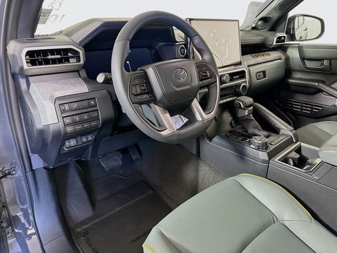 New 2026 Toyota 4Runner Trailhunter image 8