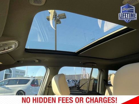 New 2025 Jeep Grand Cherokee Limited AWD/4WD image 2