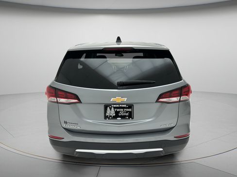 Used 2024 Chevrolet Equinox LT AWD/4WD image 7
