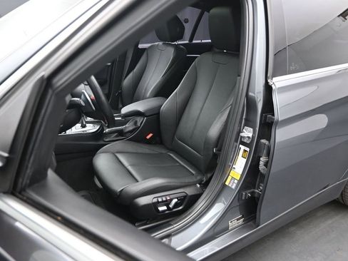 Used 2018 BMW 330e w/ Convenience Package image 9