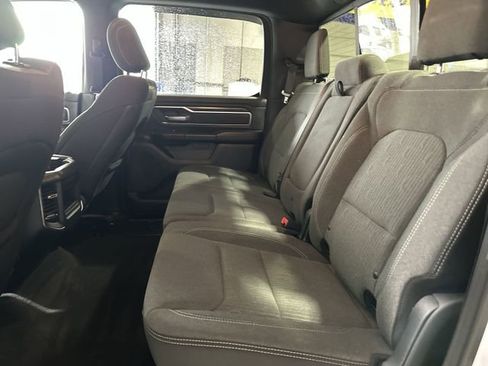 Used 2019 RAM 1500 Big Horn AWD/4WD image 25