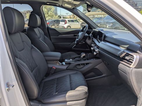 Certified 2025 Kia Telluride EX X-Line AWD/4WD image 29