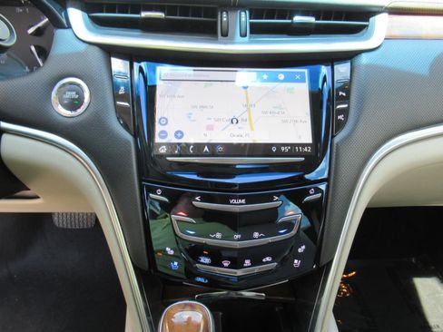 Used 2019 Cadillac XTS Luxury FWD image 24