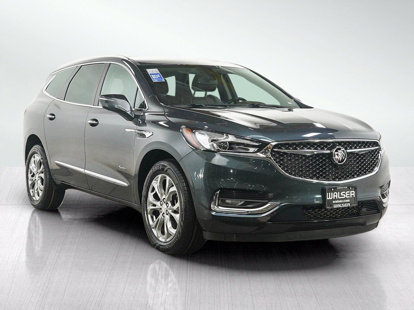 Used 2018 Buick Enclave Avenir w/ Avenir Technology Package AWD/4WD image 7