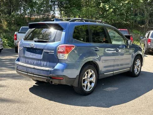 Used 2017 Subaru Forester 2.5i Touring AWD/4WD image 23