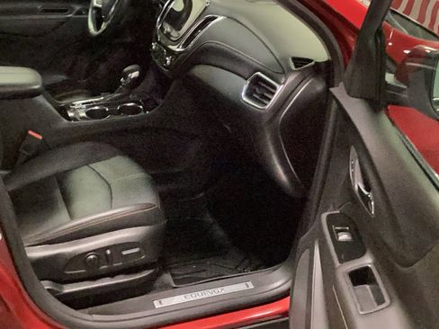 Used 2022 Chevrolet Equinox Premier image 5