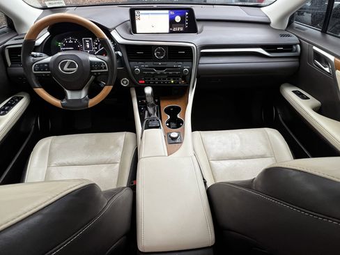 Used 2019 Lexus RX 350 FWD w/ Navigation Package image 34