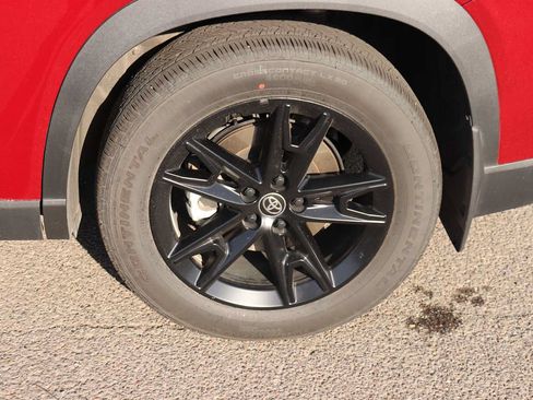 Certified 2025 Toyota Grand Highlander AWD Hybrid image 9