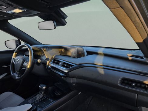Used 2019 Lexus UX 200 w/ Accessory Package 2 FWD image 24