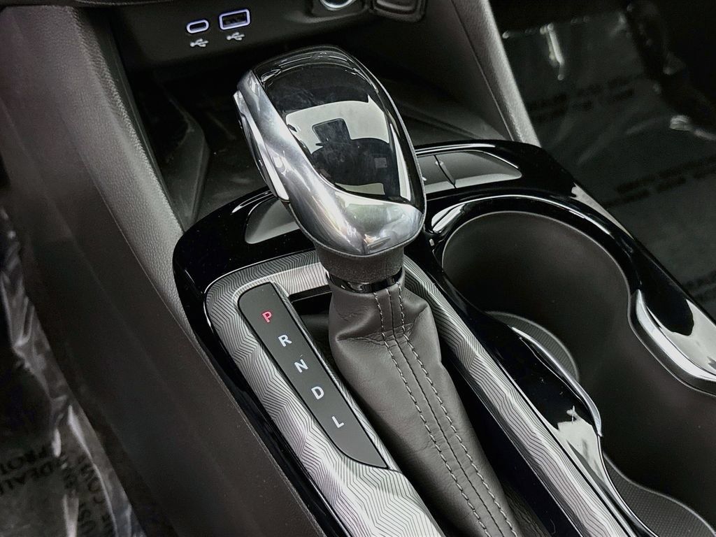 New 2026 Buick Envista Sport Touring w/ Convenience I Package FWD image 17