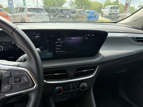 Used 2025 Buick Encore GX Preferred image 20