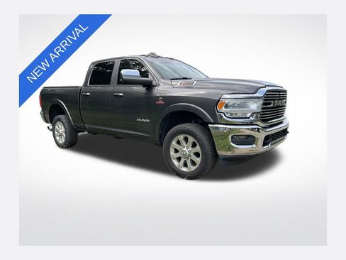 Used 2019 RAM 2500 Laramie AWD/4WD image 1