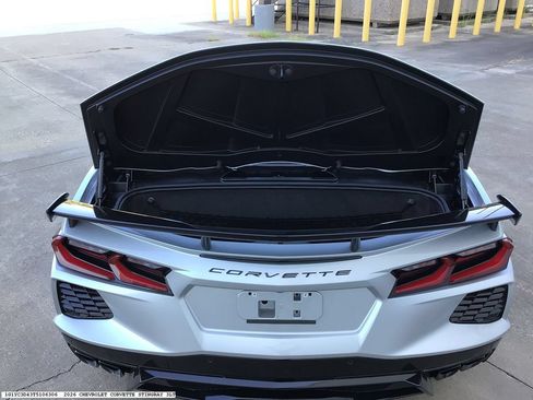 Used 2026 Chevrolet Corvette Stingray Premium Conv w/ Z51 Performance Package RWD image 10
