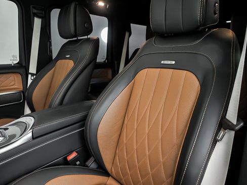 Used 2025 Mercedes-Benz G 63 AMG 4MATIC image 19