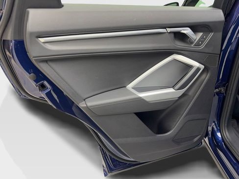 Used 2022 Audi Q3 2.0T Premium w/ Convenience Package image 37