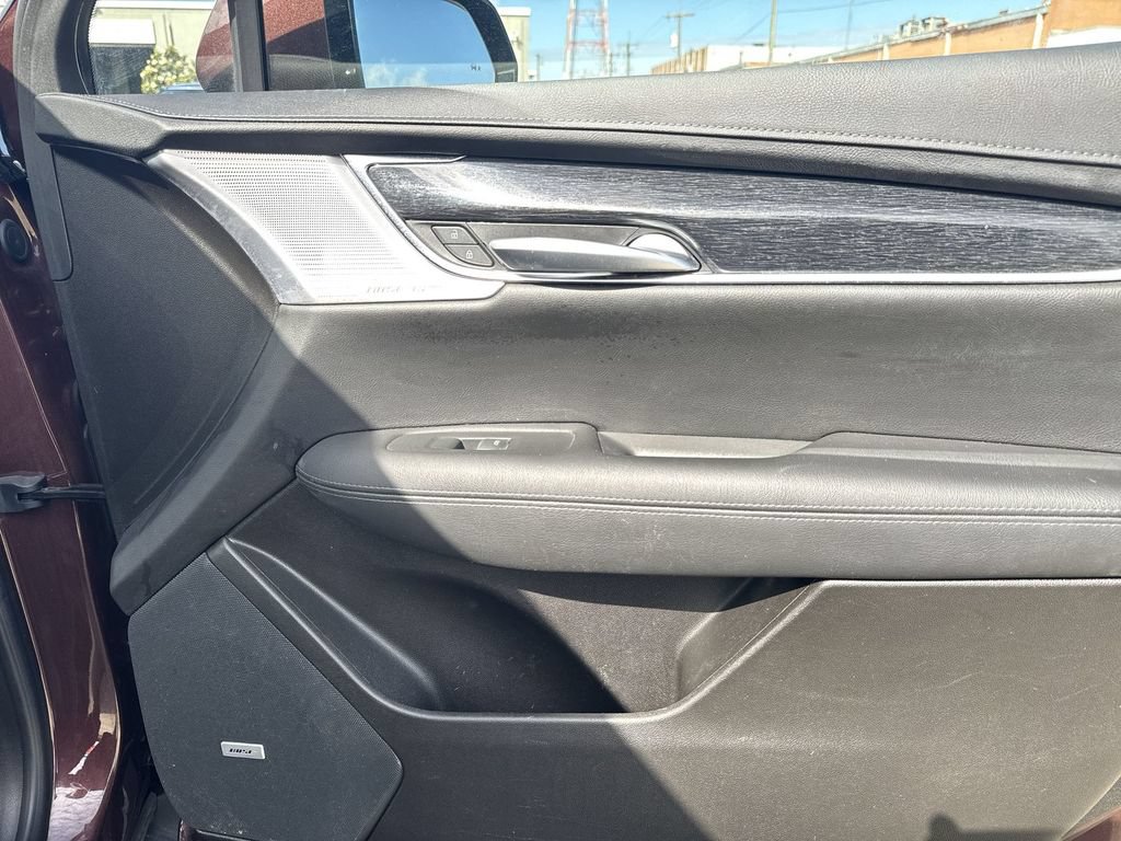 Used 2023 Cadillac XT5 Premium Luxury FWD image 32
