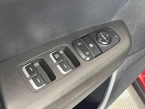 Used 2021 Kia Sportage LX AWD/4WD image 23