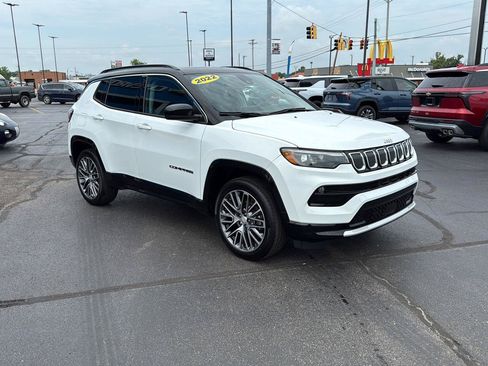 Used 2022 Jeep Compass Limited w/ Elite Group AWD/4WD image 7