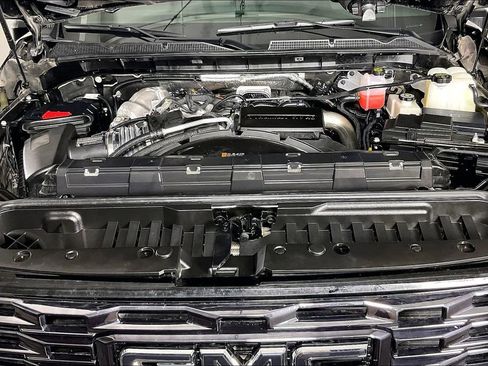 Used 2025 GMC Sierra 2500 Denali Ultimate image 13