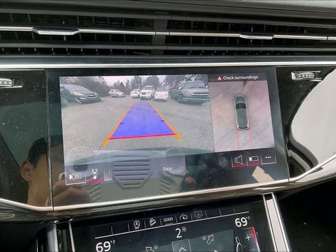 Used 2024 Audi Q7 3.0T Premium Plus image 11