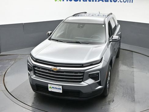 New 2026 Chevrolet Traverse LT w/ Driver Confidence Package AWD/4WD image 23